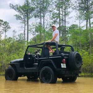 Meet your Posher, Taylor